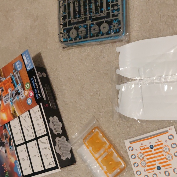 Sillbird, solar robotic creation kit ages 8+ - Picture 7 of 9